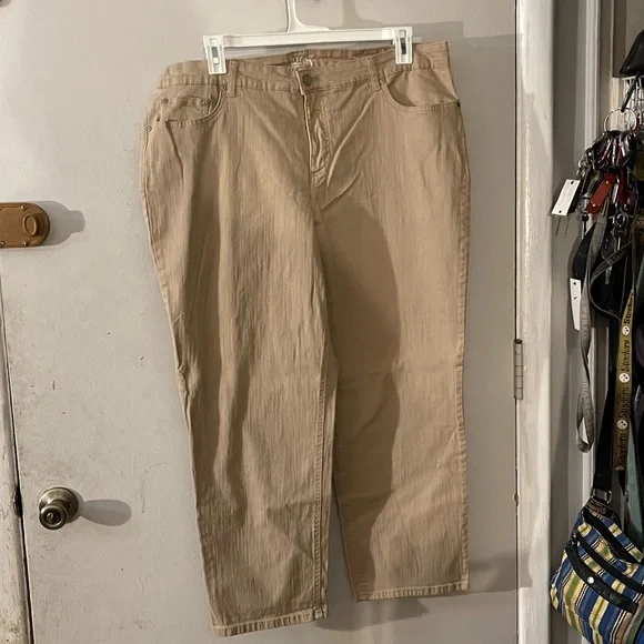 Terra & Sky Petite Straight Leg Khaki Jeans - Picture 1 of 4